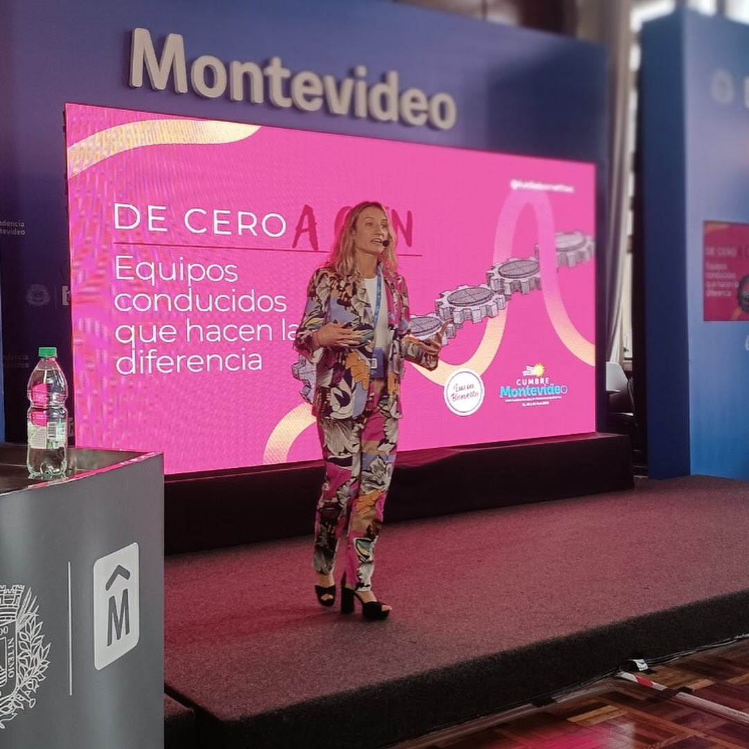 🎤🌎 XXIV Conferencia Mundial de Comunicación Política ✨📚Nuestros docentes de la Cátedra de Com