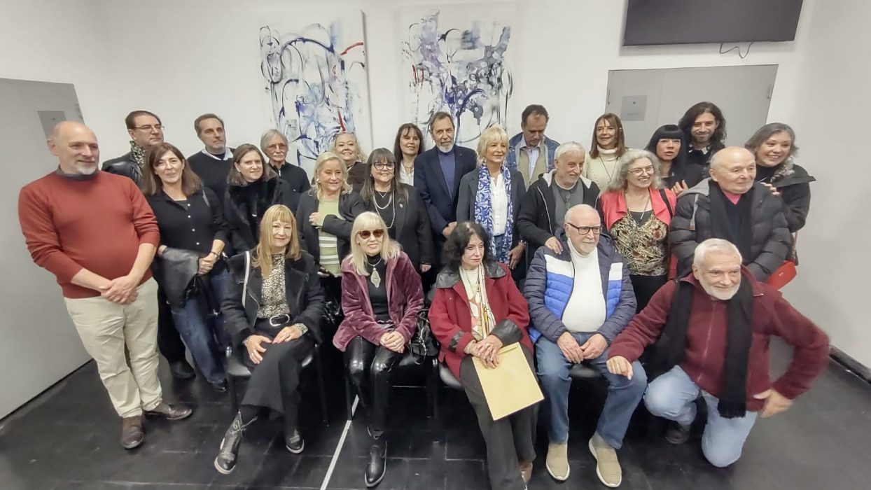 Muestra de arte en Arquitectura rinde homenaje al centenario de la Asociación de Artistas Plásticos