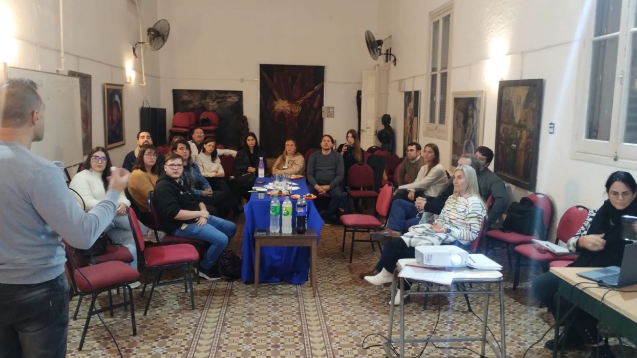 Se puso en marcha el Centro de Graduados de la facultad de Humanidades