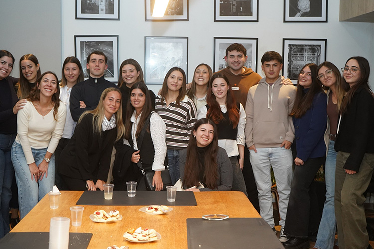Alumnos de la licenciatura de Recursos Humanos realizaron prácticas profesionales en el 0221