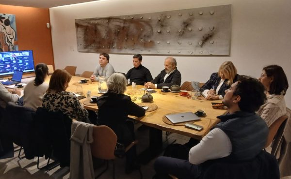 El Observatorio Socioeconómico participó de una mesa sobre adolescencia y consumos problemáticos