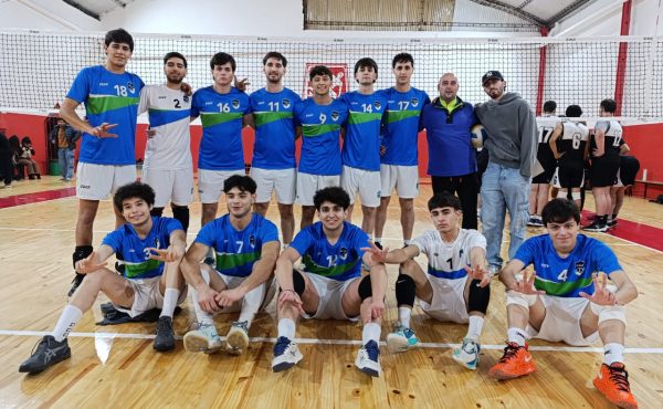 El vóley volvió a la victoria y el hockey sigue firme en la liga
