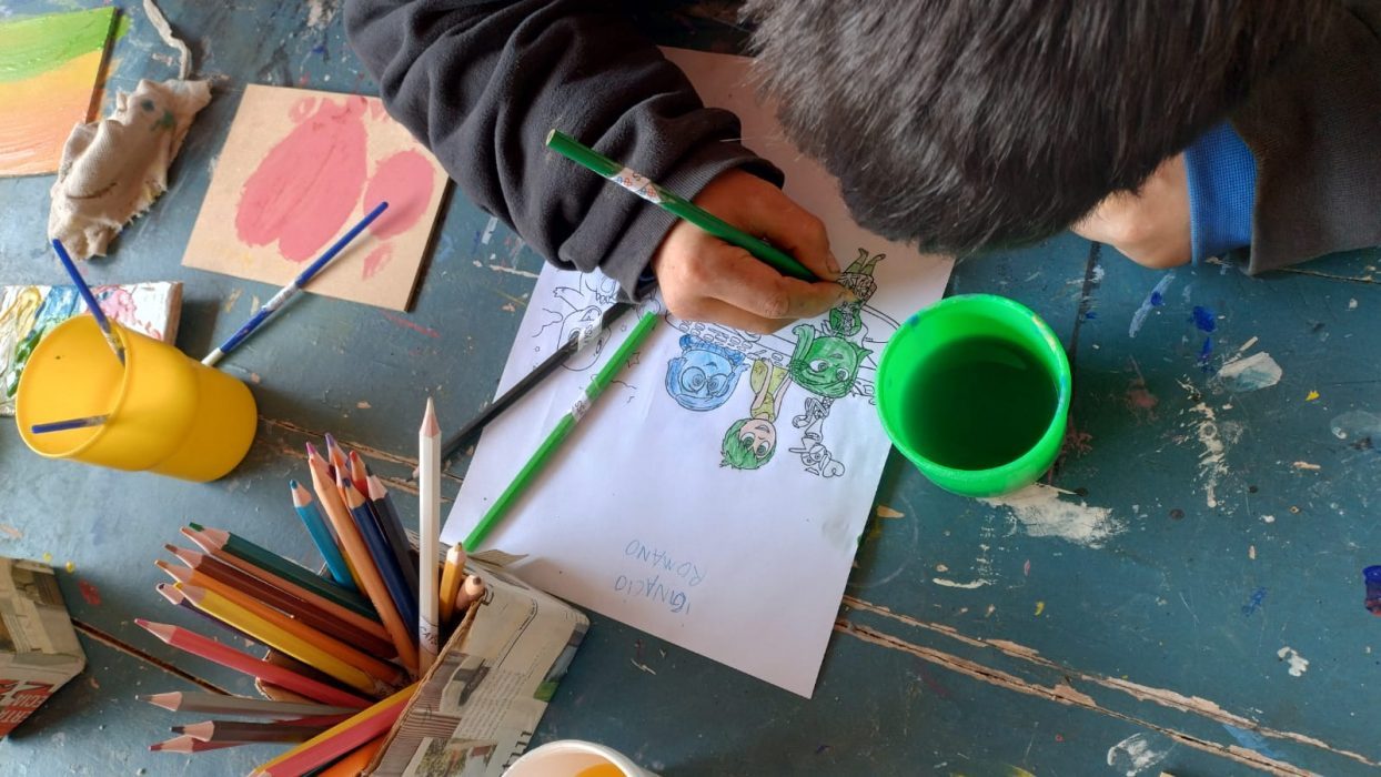 El Mac Kay impulsa una colecta de juguetes y útiles para el Día de las Infancias