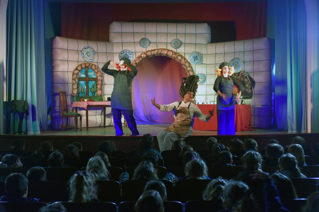 Más de 1400 chicos participaron de una propuesta teatral sobre alimentación saludable