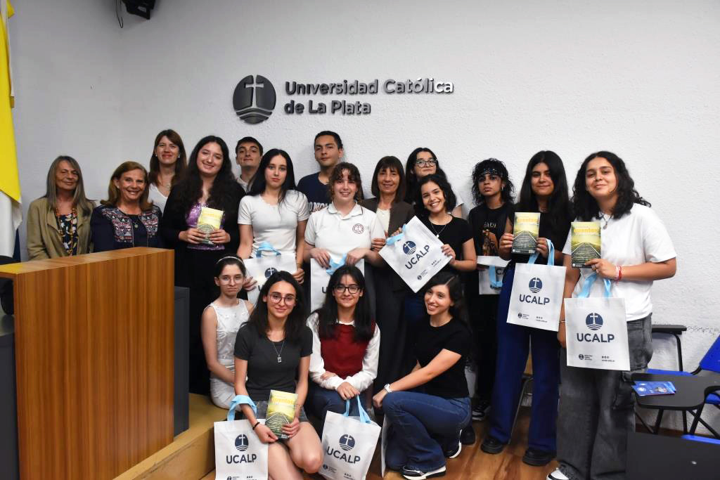 La Editorial lanza el V Certamen Literario de Relatos Breves