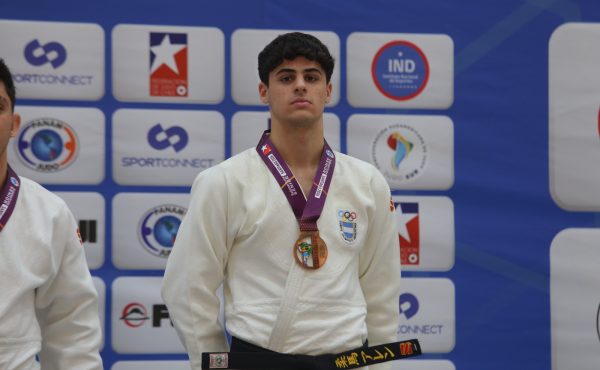 Estudiante de la UCALP se subió al podio en el sudamericano de judo y sueña con los Juegos Olímpicos