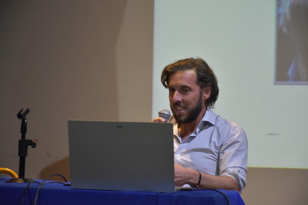 La UCALP invita a participar del conversatorio “Niñeces y tecnología: cuidados, herramientas e interrogantes”