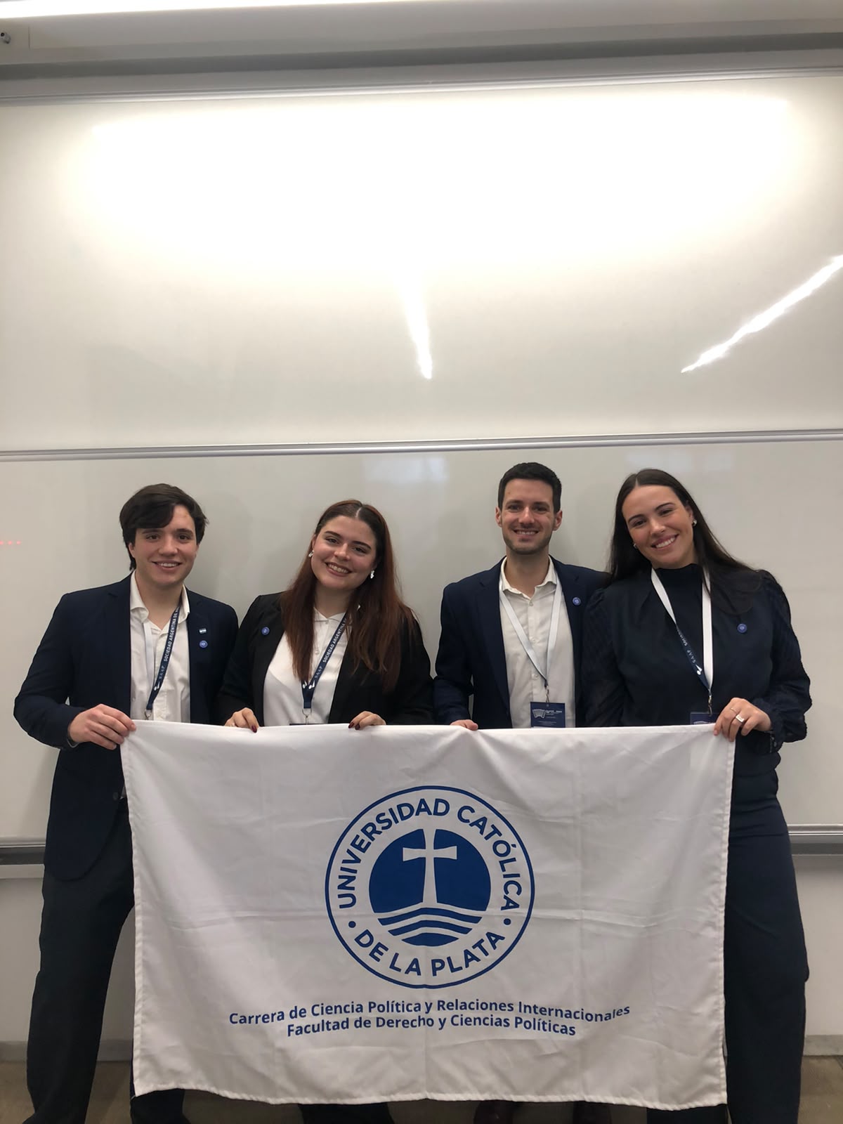 Docentes y alumnos de Ciencia Política participaron de importante congreso