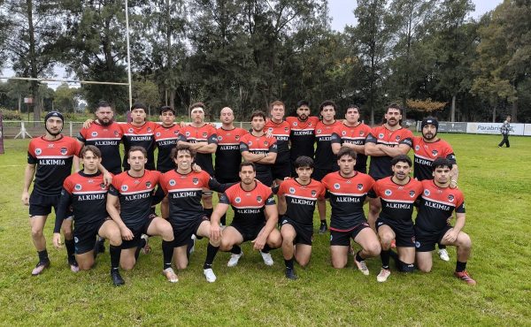 Contundente triunfo del rugby y cinco medallas para una alumna federada en natación