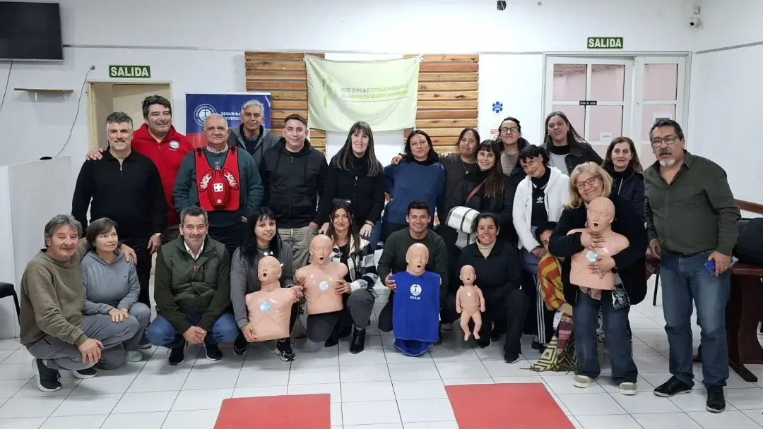 Jornada de capacitación en RCP, uso de desfibrilador y primeros auxilios