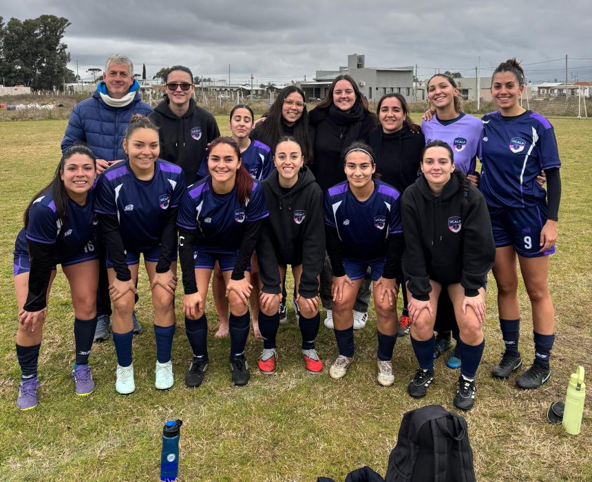 El fútbol femenino goleó a Colón y quedó a un paso de los playoffs