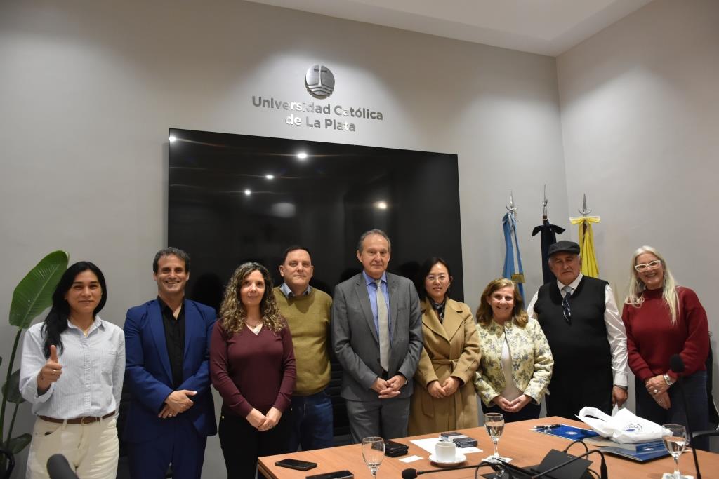 La UCALP recibió a representantes de Hebei University para avanzar con acuerdos de cooperación