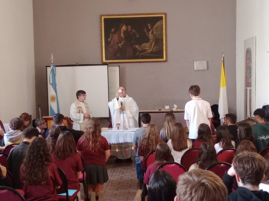 El colegio como “hogar”, una de las reflexiones del encuentro intercolegial de pastorales 9