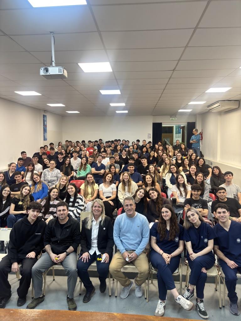 Kinesiología reunió a estudiantes y profesionales en Bahía Blanca para compartir experiencias 