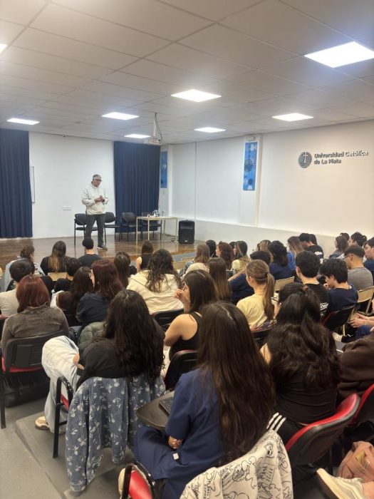 Kinesiología reunió a estudiantes y profesionales en Bahía Blanca para compartir experiencias (9)