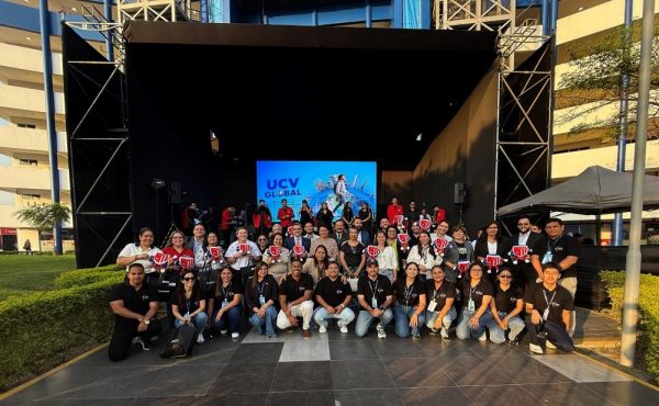 La UCALP participó de la I Feria Internacional de la Universidad César Vallejo en Lima