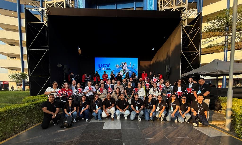 La UCALP participó de la I Feria Internacional de la Universidad César Vallejo en Lima