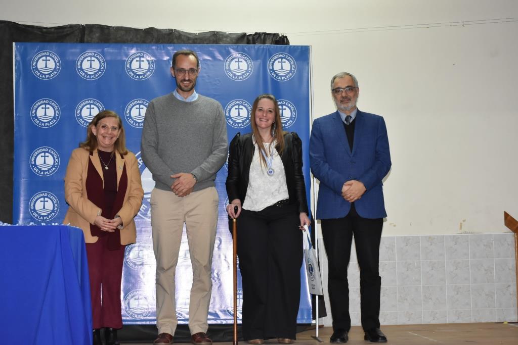 La UCALP reconoció la excelencia de sus estudiantes, abanderados y deportistas 