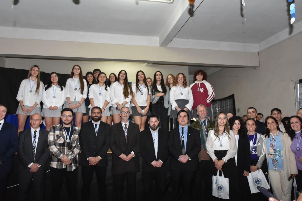 La UCALP reconoció la excelencia de sus estudiantes, abanderados y deportistas 