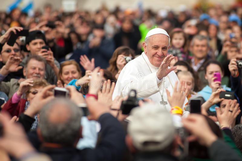 Presentación en La Plata de las reglas “Papa Francisco”