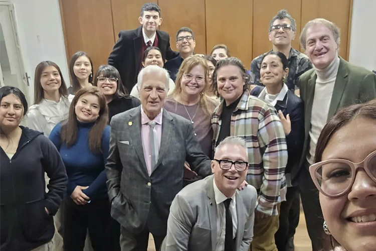 Reflexiones sobre el dominio y la explotación minera de Roma al derecho argentino