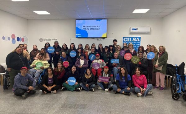 Taller de buenas prácticas en discapacidad en la Facultad de Odontología