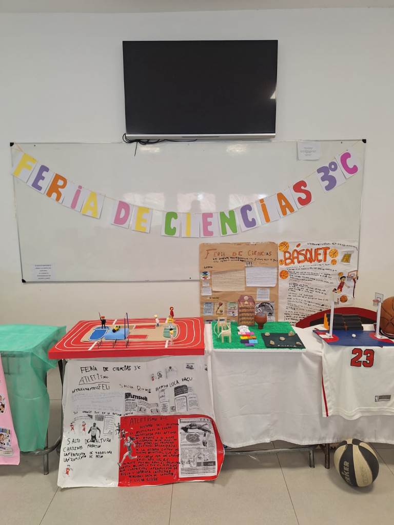 El Colegio Primario Estrada realizó una nueva edición de la Feria de Ciencias “La buena vida”