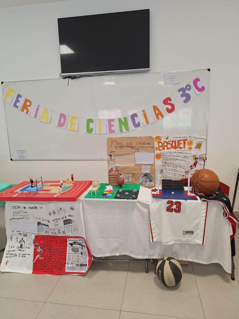 El Colegio Primario Estrada realizó una nueva edición de la Feria de Ciencias “La buena vida”
