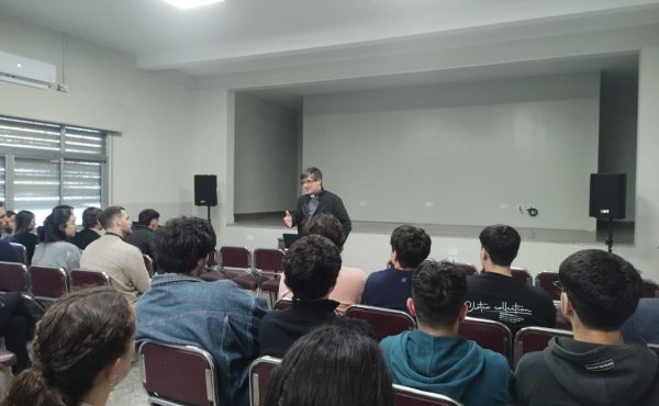 Capellanía invita a preparar el corazón para recibir al Papa