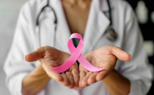 El valor de hacer una pausa: la reflexión de la Lic. María Navarro sobre la concientización del cáncer de mama