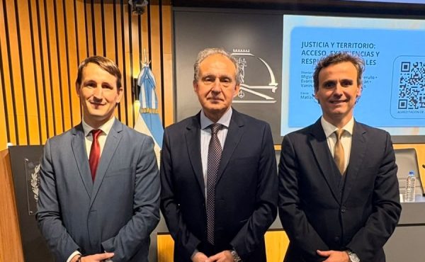 La facultad de Derecho participó de una jornada sobre acceso a la justicia y territorio