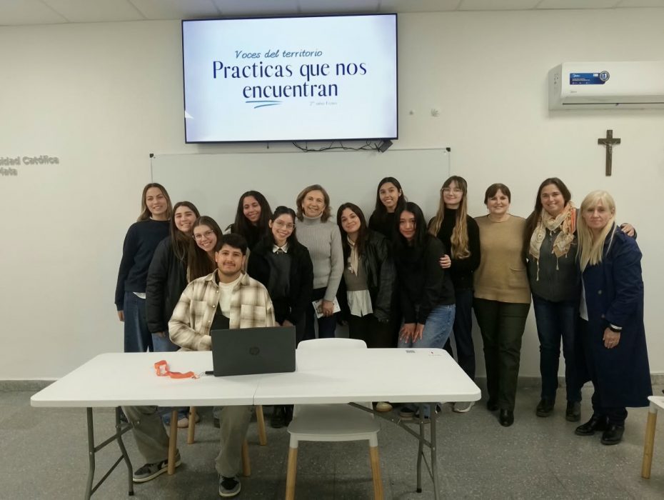 Prácticas y experiencias comunitarias en un encuentro de estudiantes de Fonoaudiología