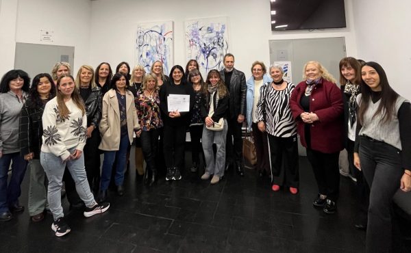 Se inauguró una muestra de mosaico en Arquitectura y Diseño