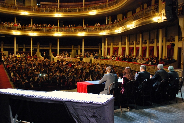 Acto de colación de grado de la Facultad de Ciencias Económicas y Sociales