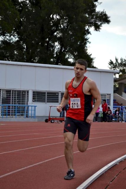 Atletas de la UCALP en el certamen Jorge De Hegedús