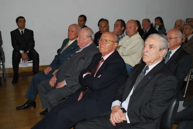 Entrega de Diplomas a Profesores Eméritos de la UCALP