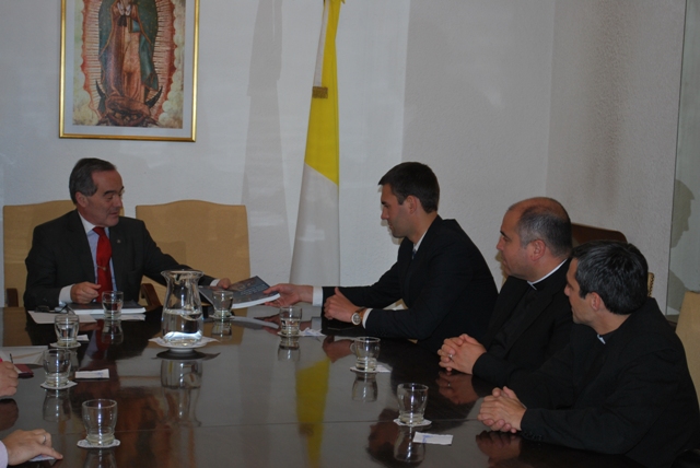 visita_italianos_interior4